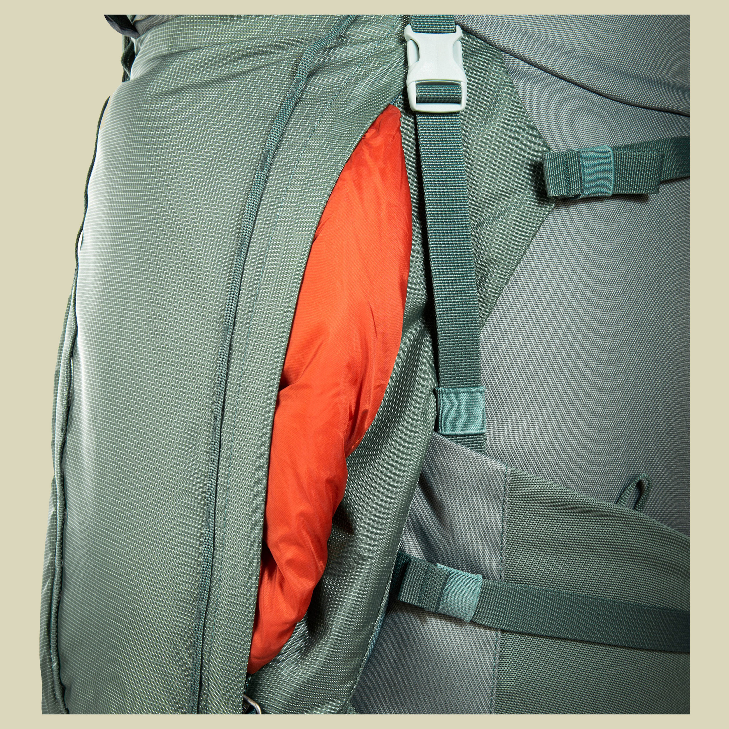Yukon 50+10 grün 50 L + 10 L - Farbe sage green