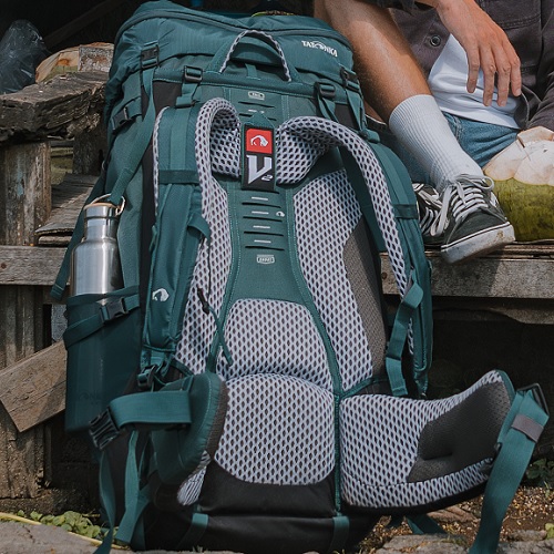 Tatonka Yukon Trekkingrucksack Tragesystem in der Detailansicht