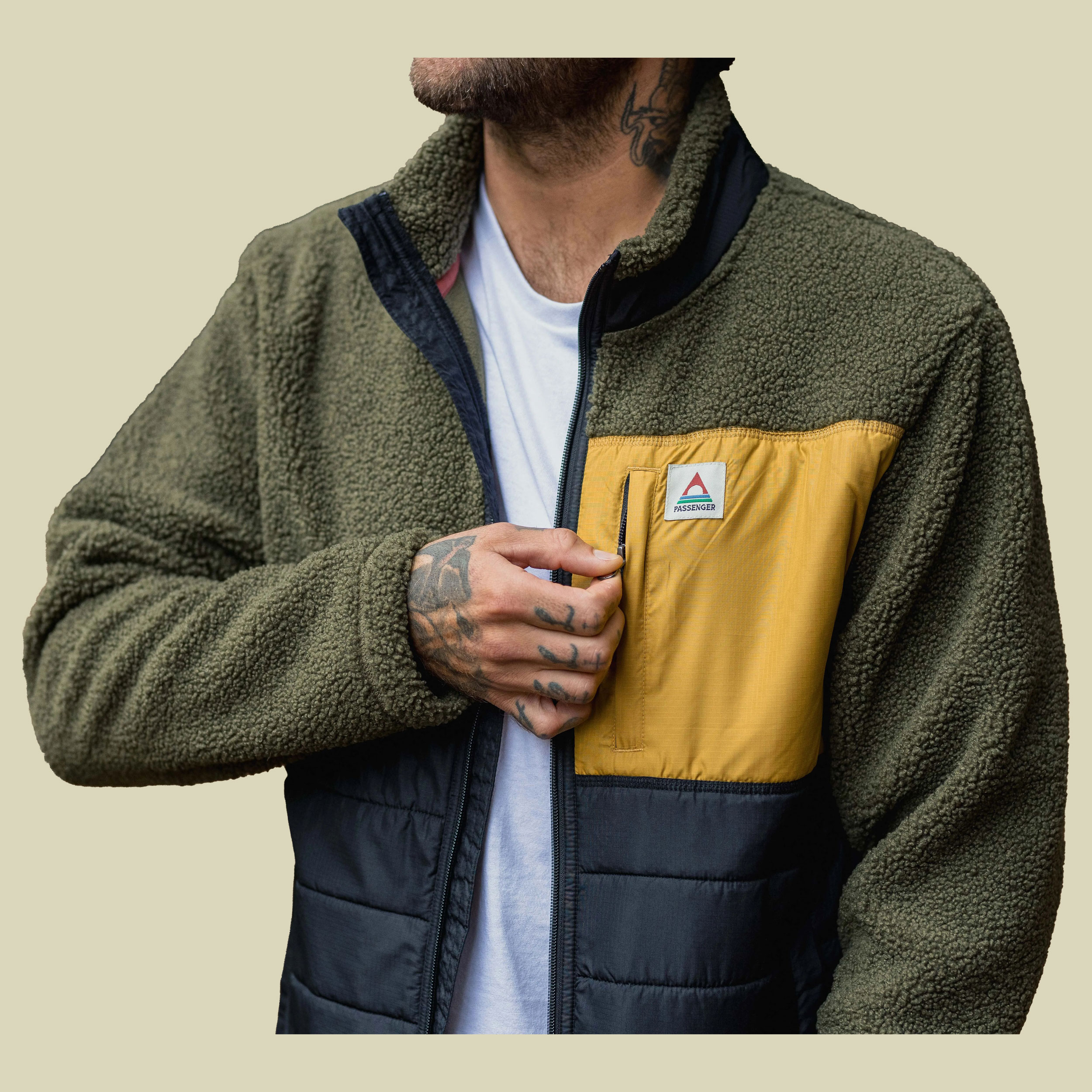 Born Explorer Recycled Polar-Lined Sherpa Fleece Men XL grün - khaki