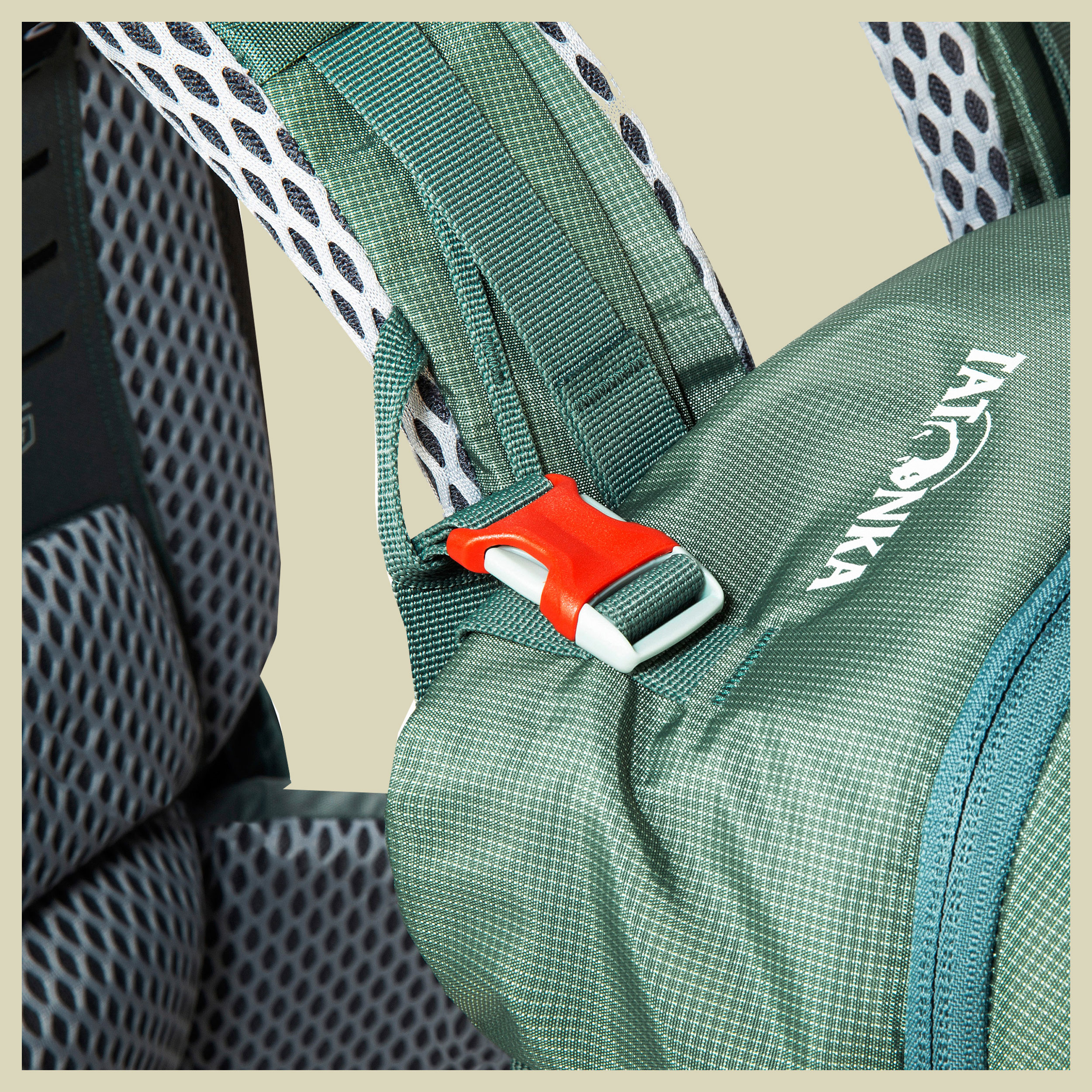 Yukon 50+10 grün 50 L + 10 L - Farbe sage green