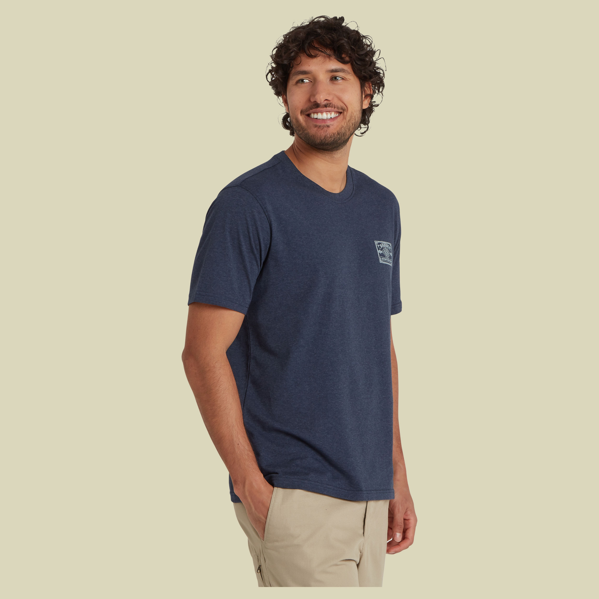 Jutnu Badge Tee Men XXL blau - Farbe rathee blue