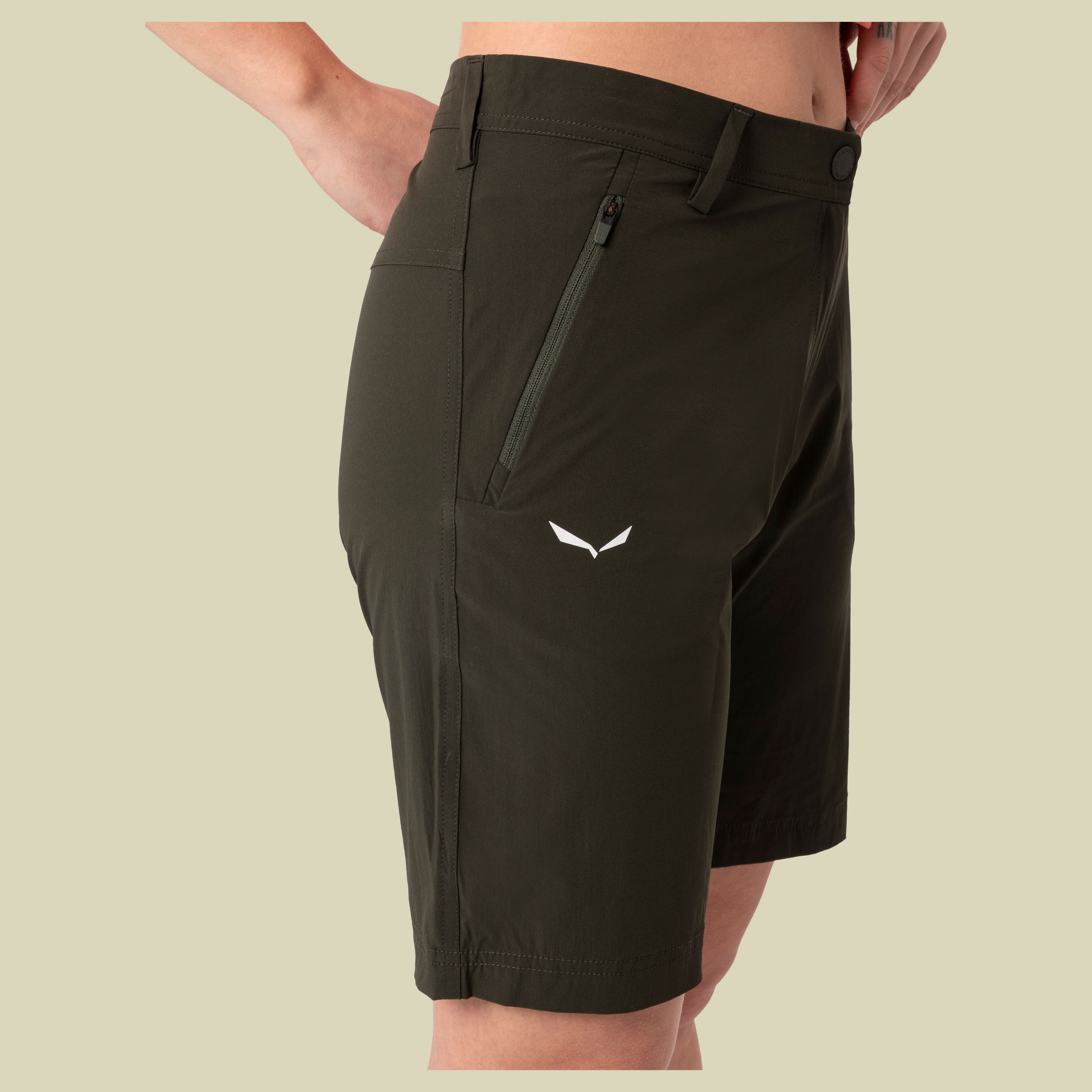 Talvena DST Shorts Women grün 38 - dark olive