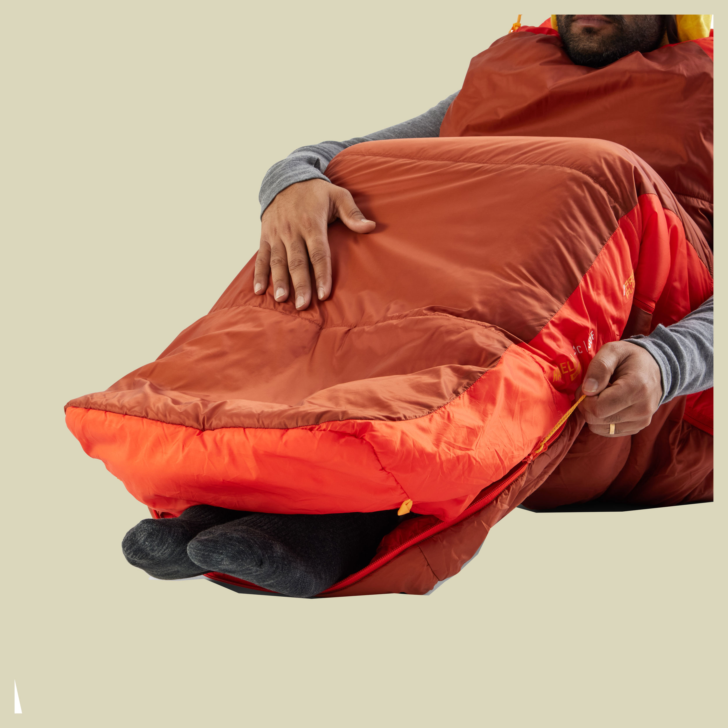 Hamelin Synthetic Sleeping Bag -9 C rot regular 185 cm - Farbe picante