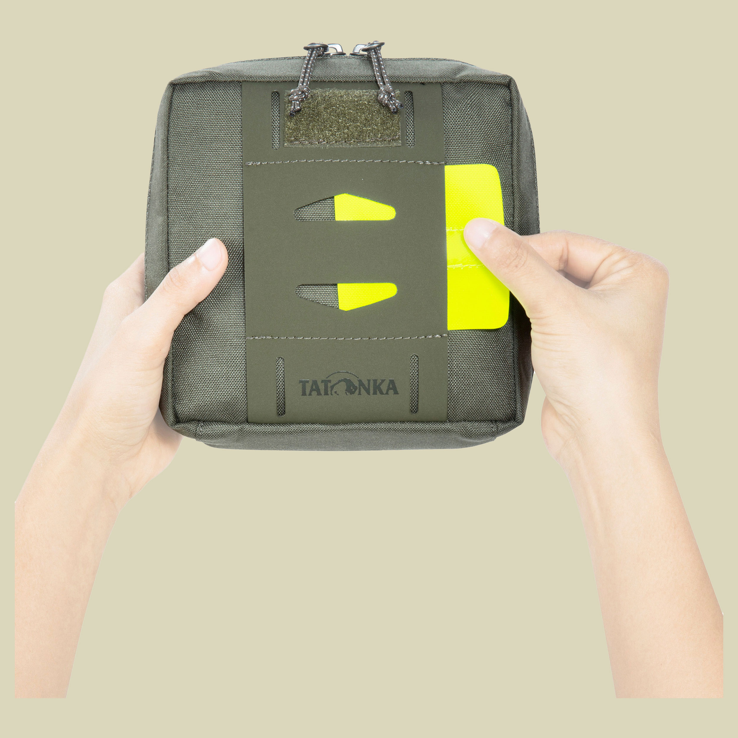 Universal Pouch 14 x 14 one size grün - stone grey olive